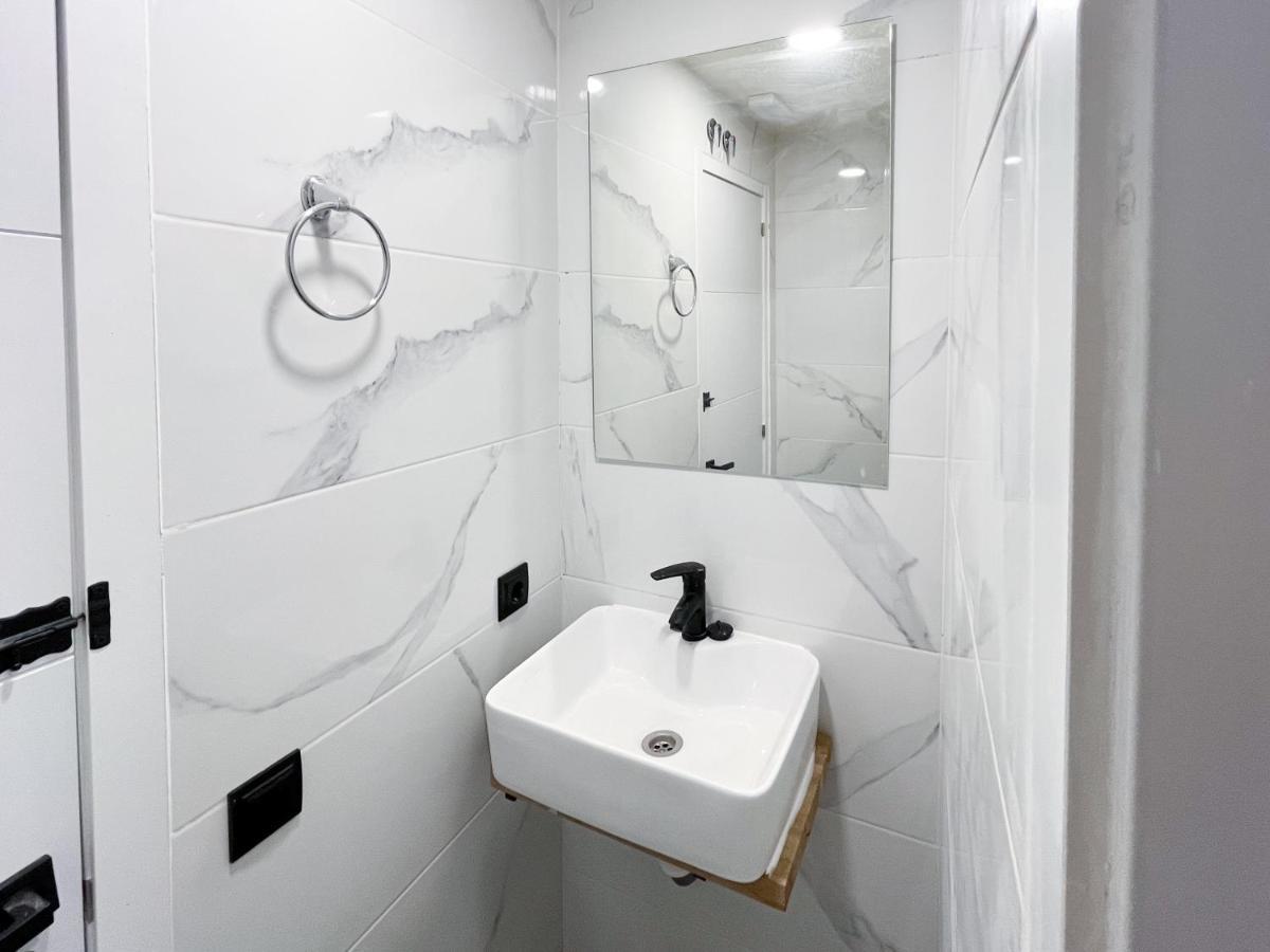 Multi Hostel Lavapies Madrid Dış mekan fotoğraf
